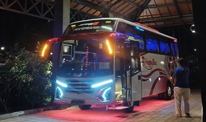 Sewa Bus Surabaya Bali