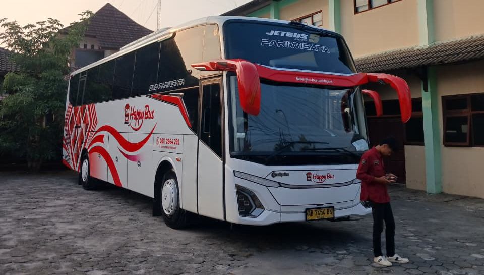 Sewa Bus Jakarta Malang