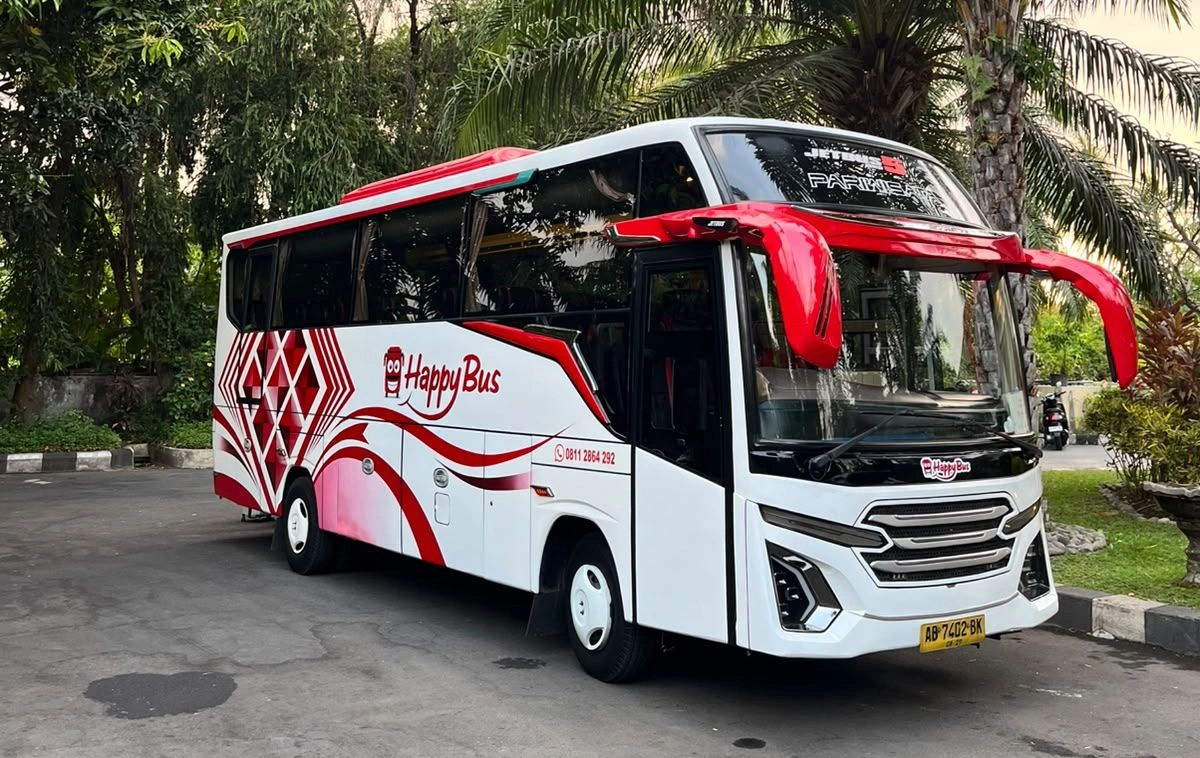 sewa bus jogja solo